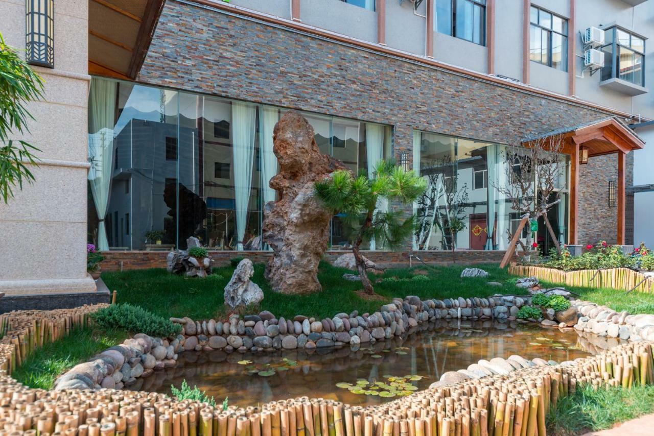 Yunxianju Tea Culture Theme Hotel Куньмин Экстерьер фото